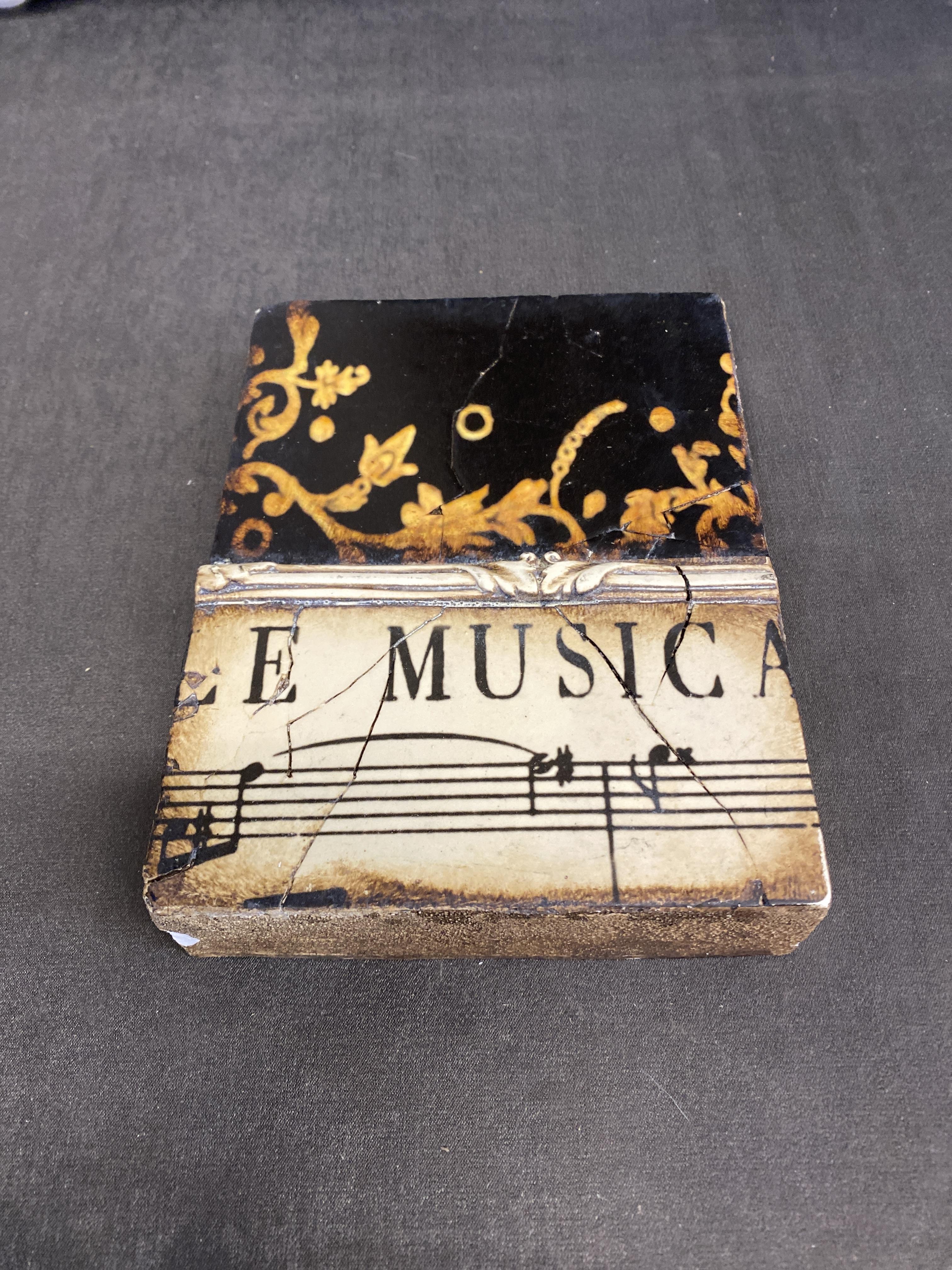 Sid Dickens Tile – Under Stars