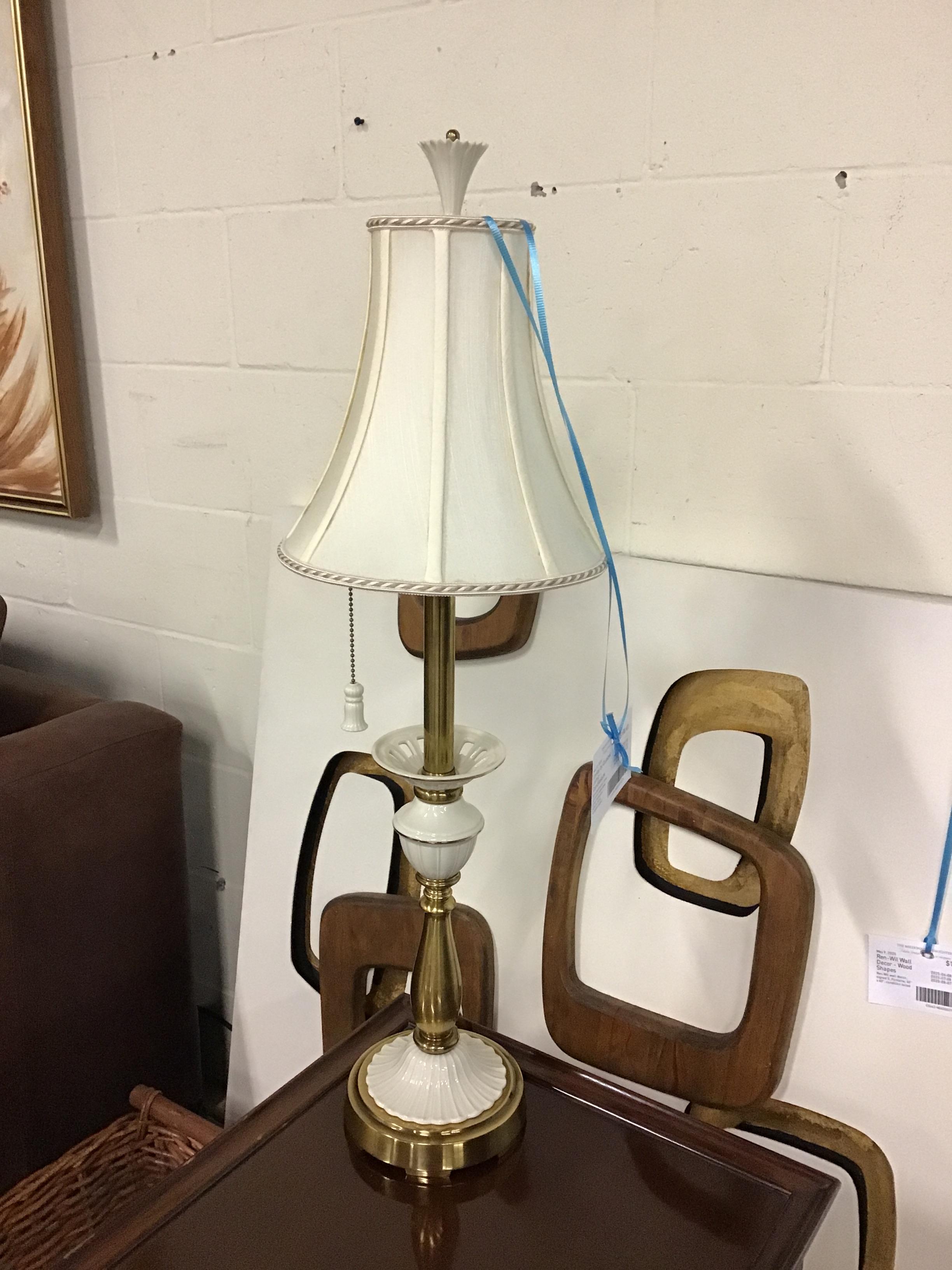 Lenox by Quoizel Lamp – Candlestick