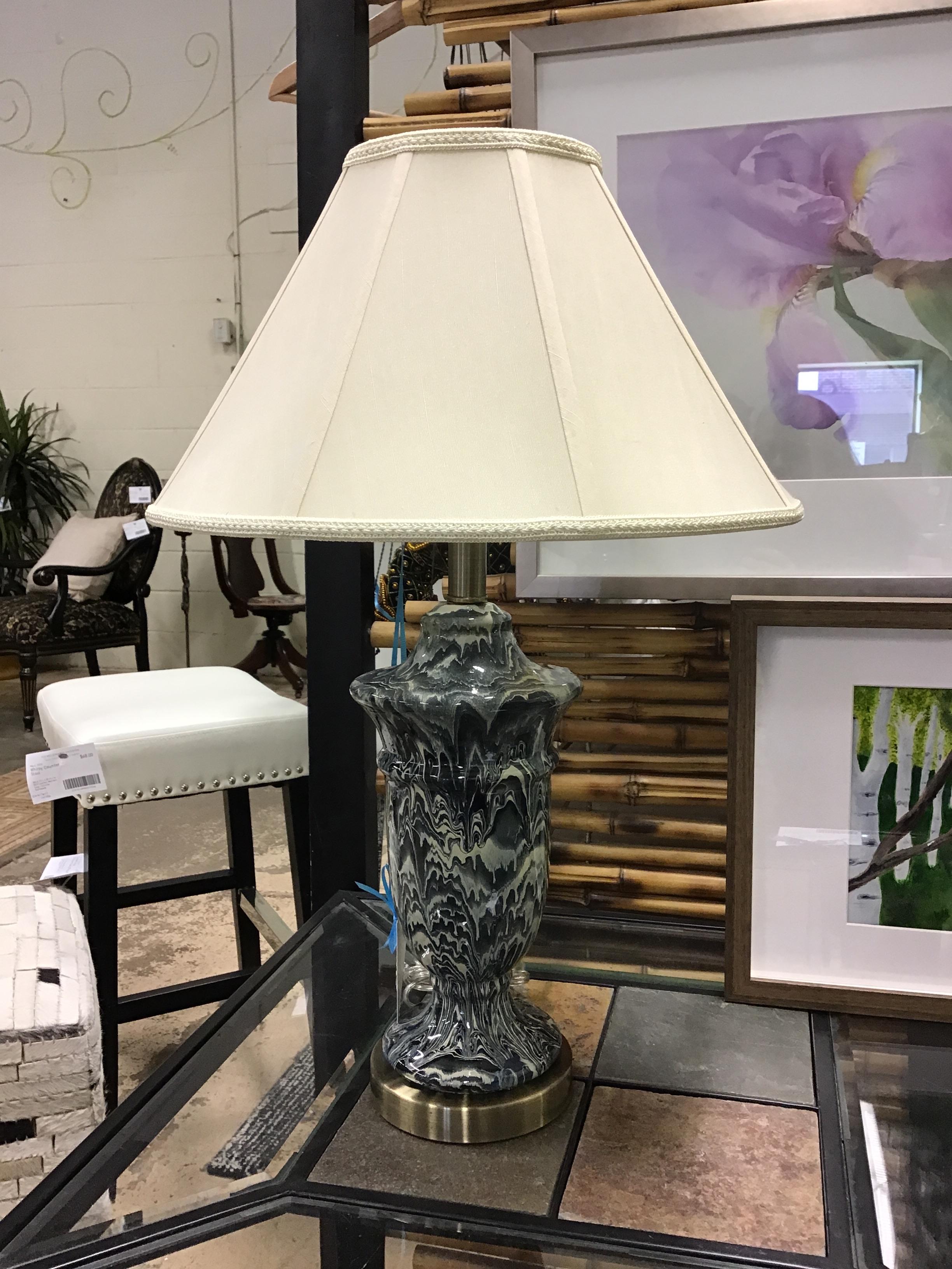 Royal Design Metal Table Lamp
