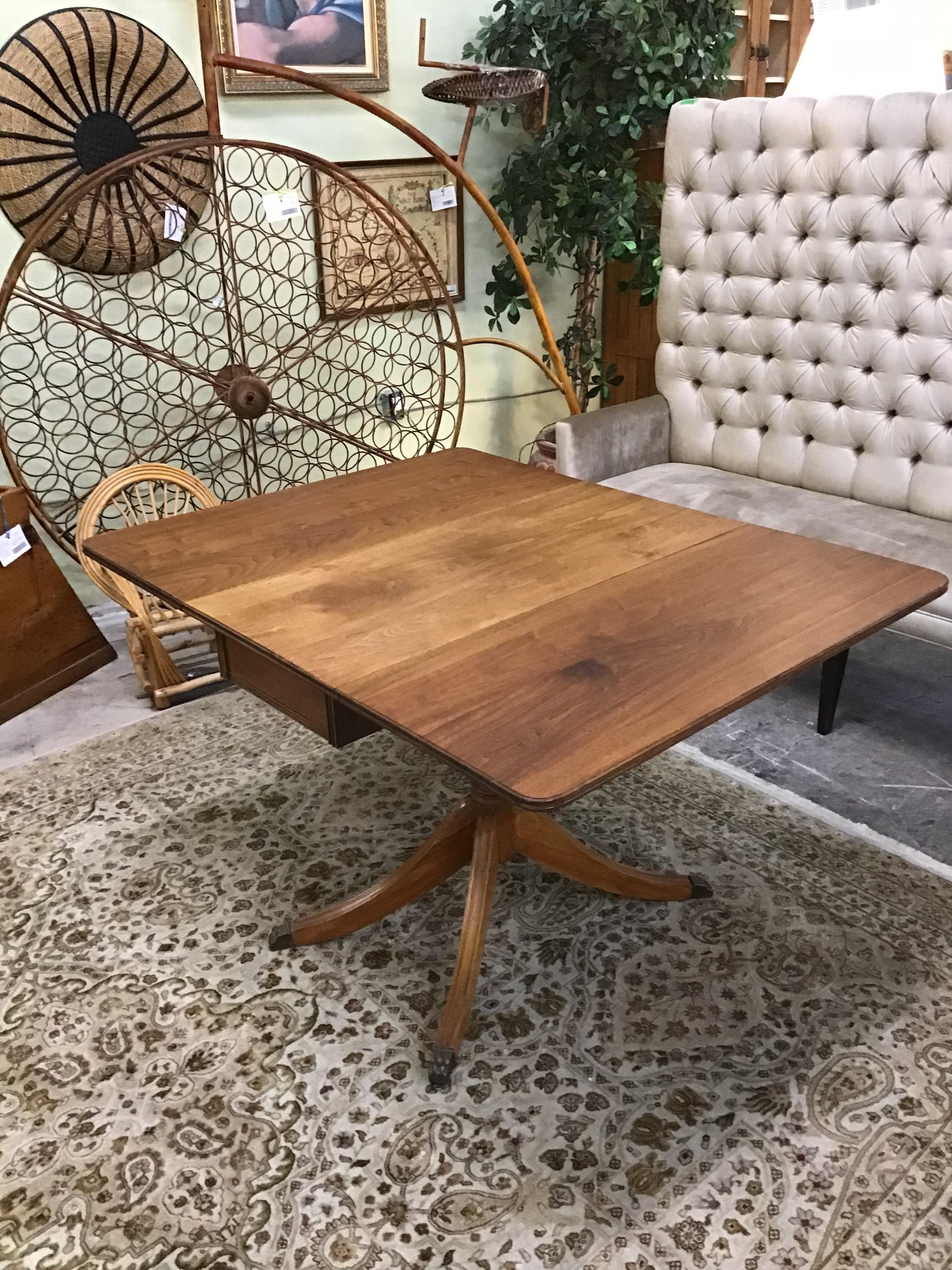 Duncan Phyfe Drop-leaf Table