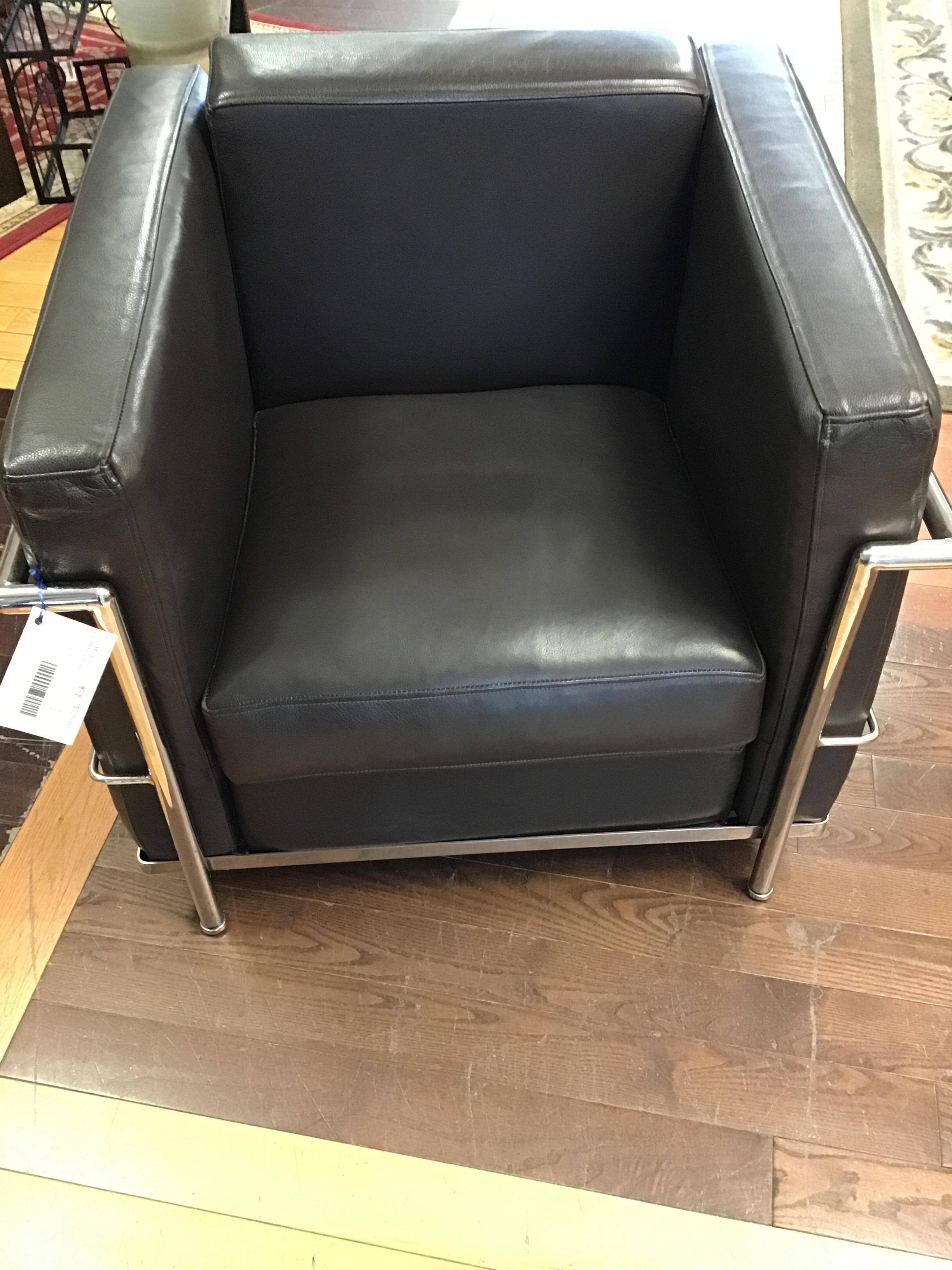 LC2 Modern Leather Chair
