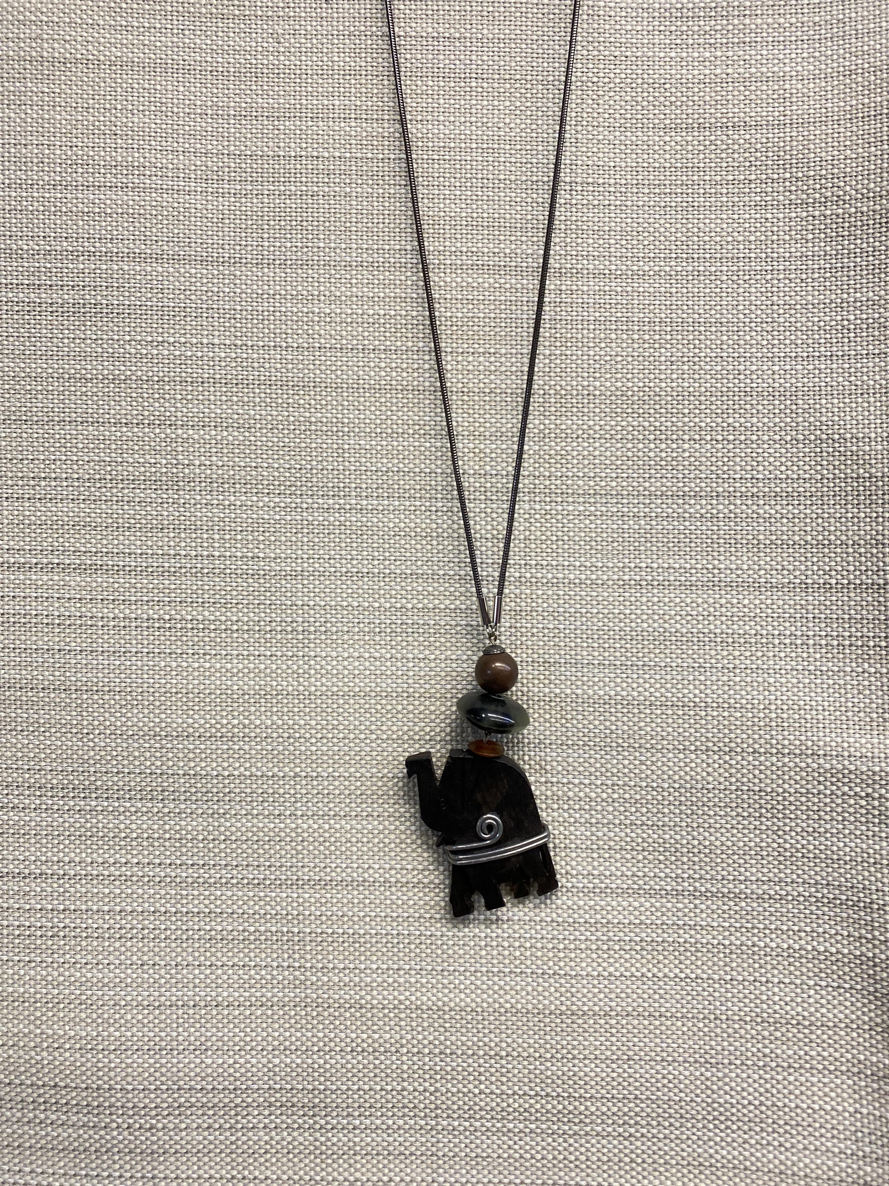 Necklace – Wood Elephant Pendant