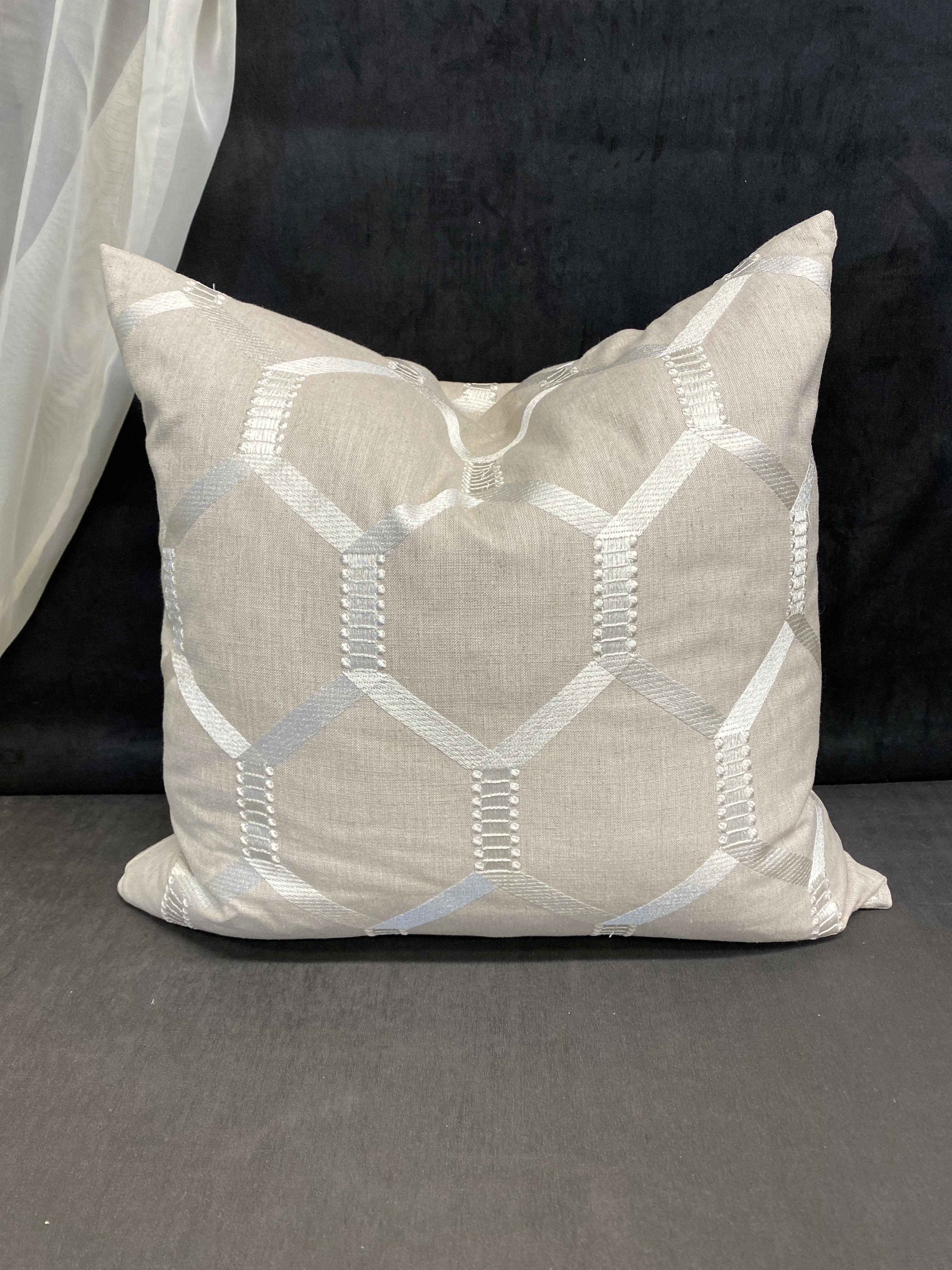 Cushion – Beige & Cream
