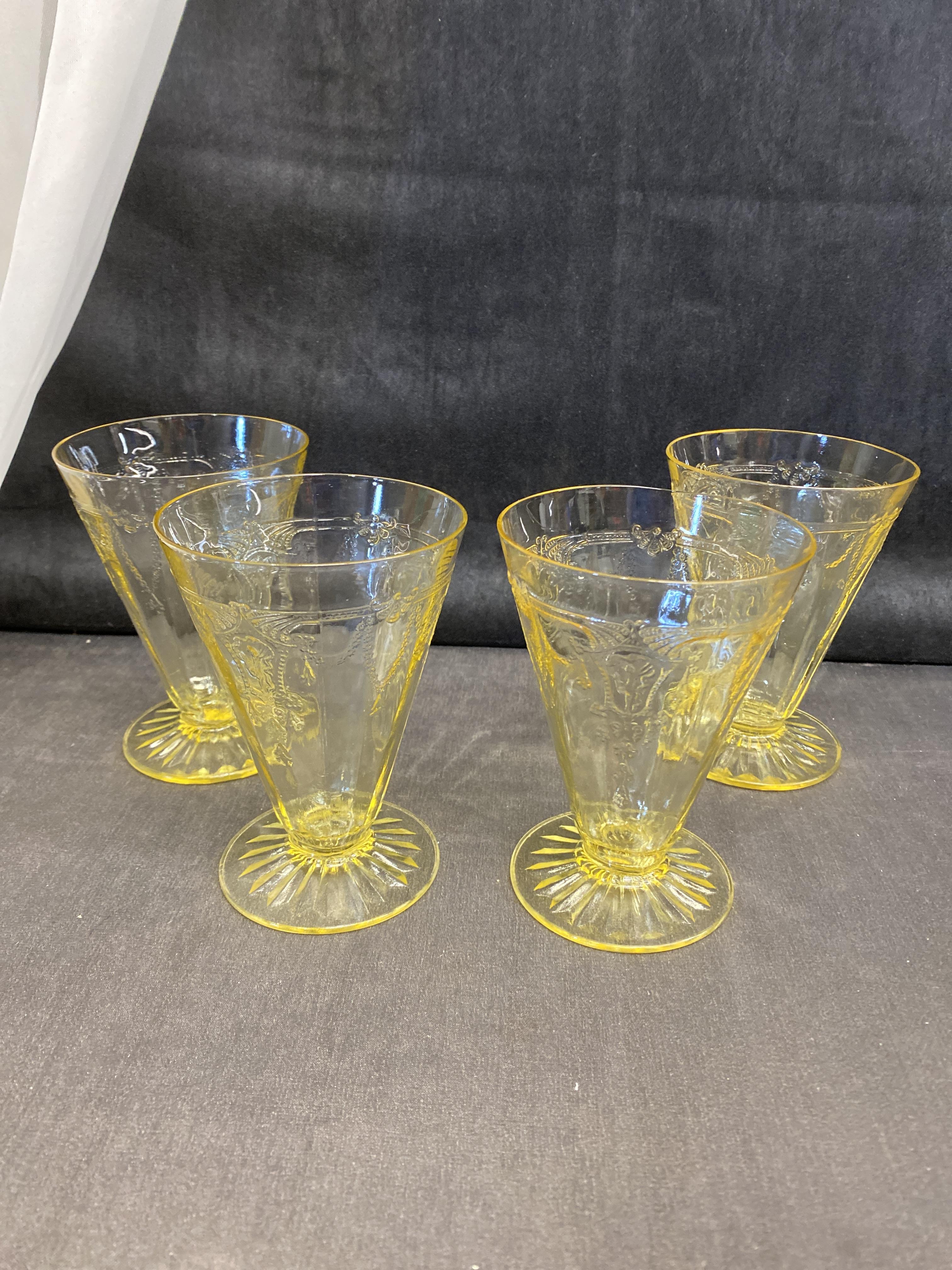 Set 4 Cameo Glass Footed Glasses