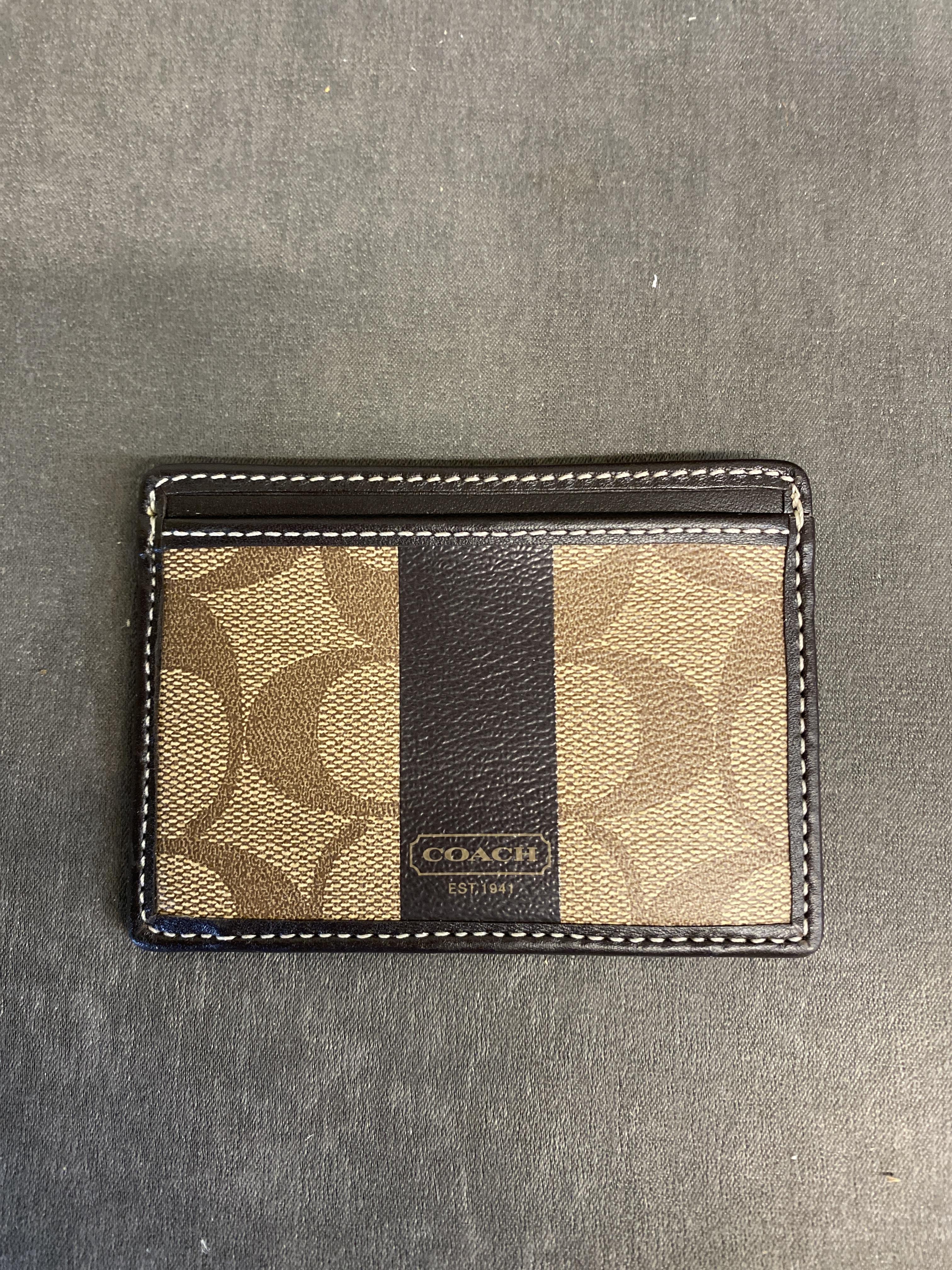 Coach Wallet – Brown