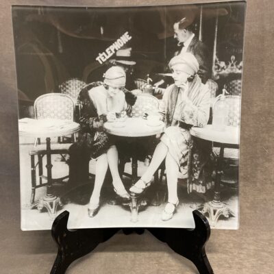 Square Glass Serving Plate Plate – Cafe Et Cigarette