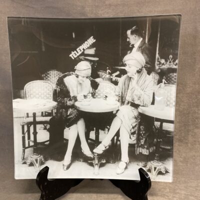 Square Glass Serving Plate Plate – Cafe Et Cigarette