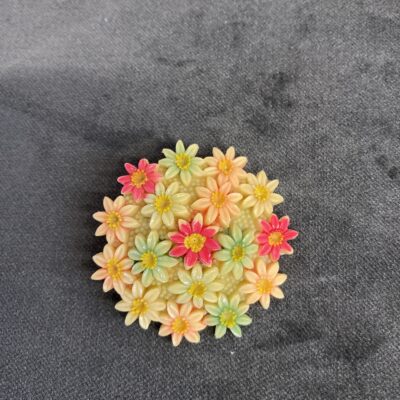 Vintage Celluloid Brooch – Flowers