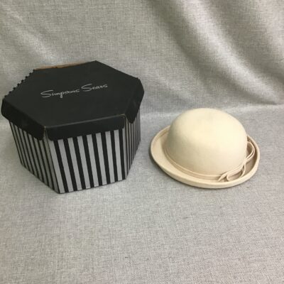 Vintage ‘Doeskin’ Wool Ladies Hat