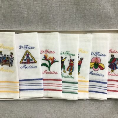 7 Tea Towels (New)