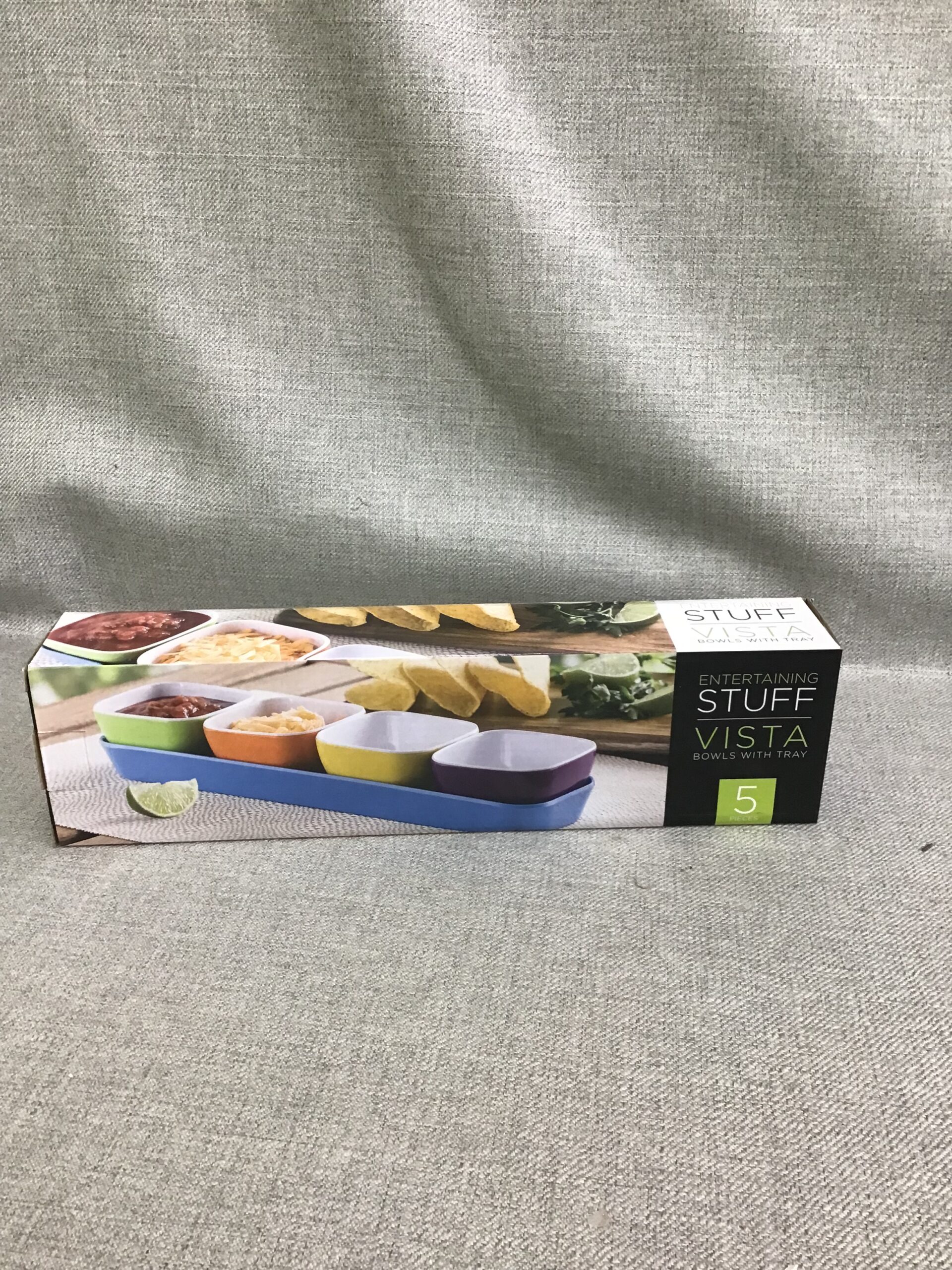 Brand New! Vista Melamine Bowls w Tray
