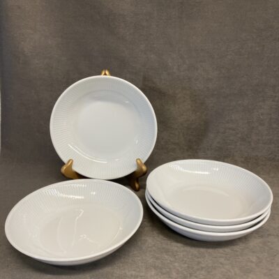Set 5 Pillivuyt “Plisse” Bowls – White