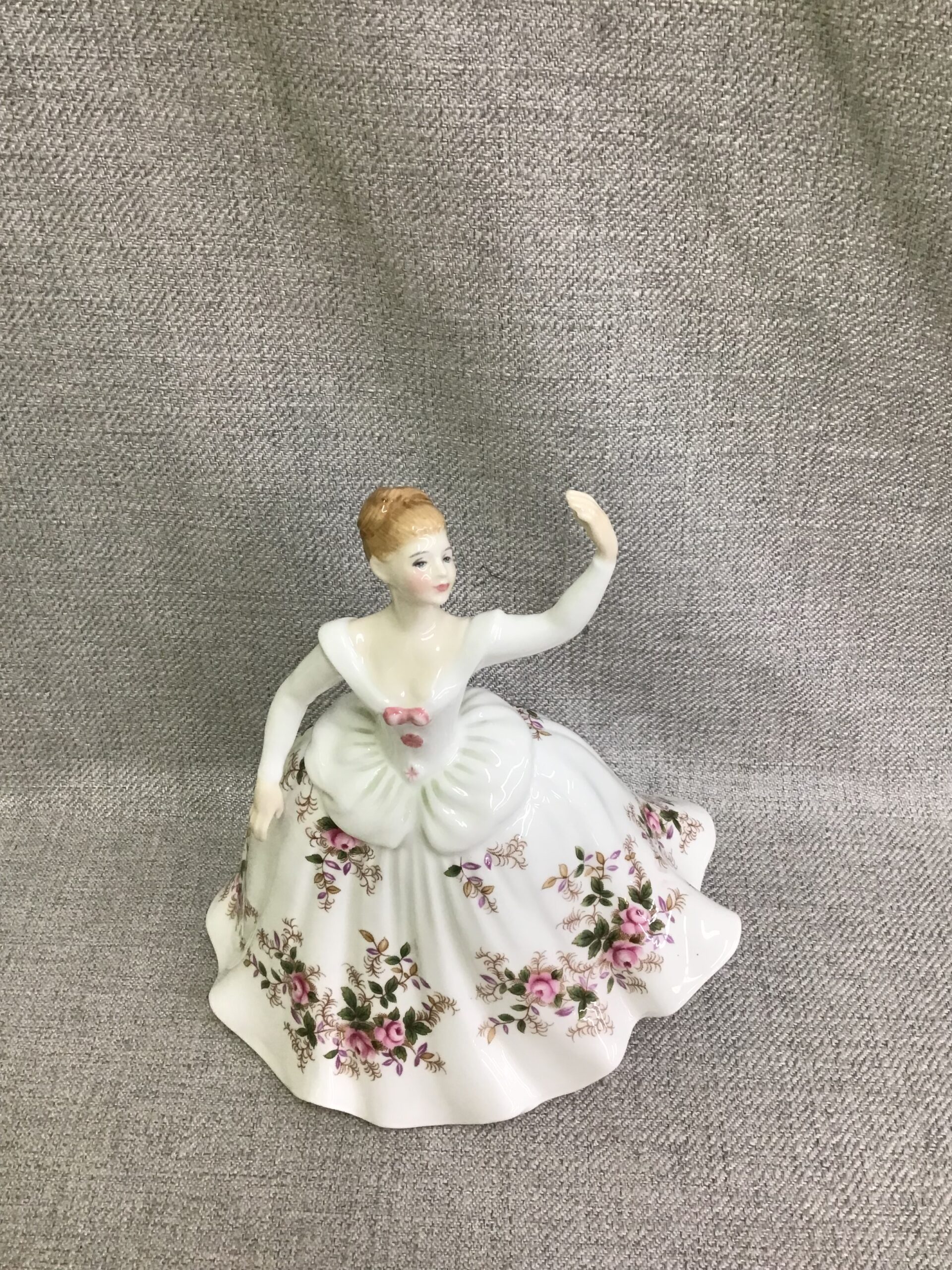 Royal Doulton Figurine ‘Shirley’