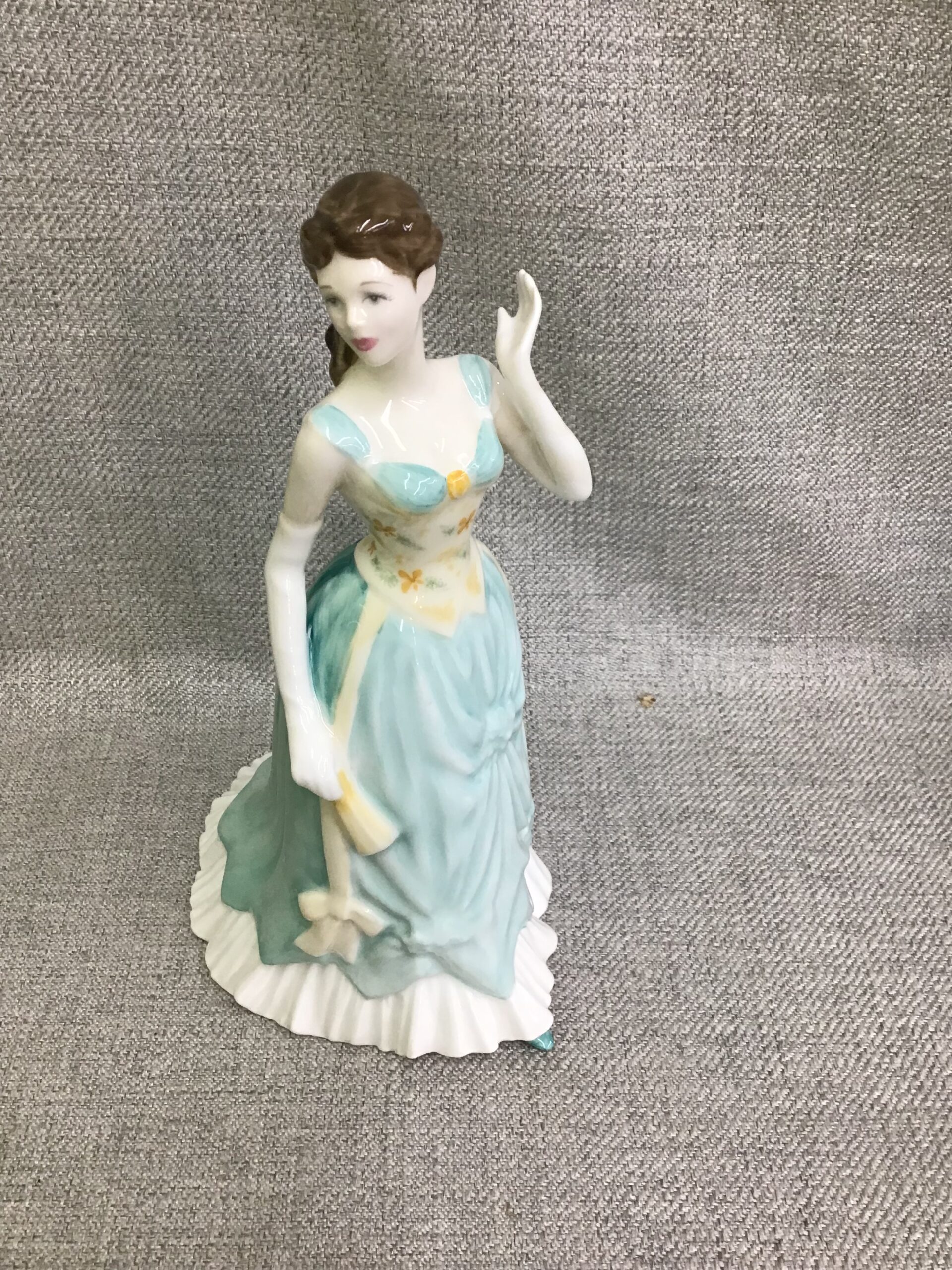 Royal Doulton Figurine ‘Gillian’