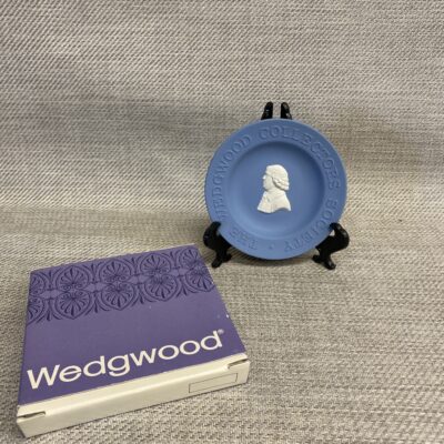 Wedgwood Jasperware Plate – Josiah Wedgwood