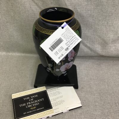 The Franklin Mint ‘The Vase of The Fragrant Orchid’