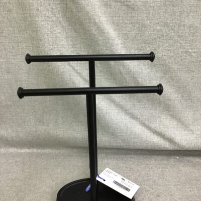 UMBRA Towel Holder