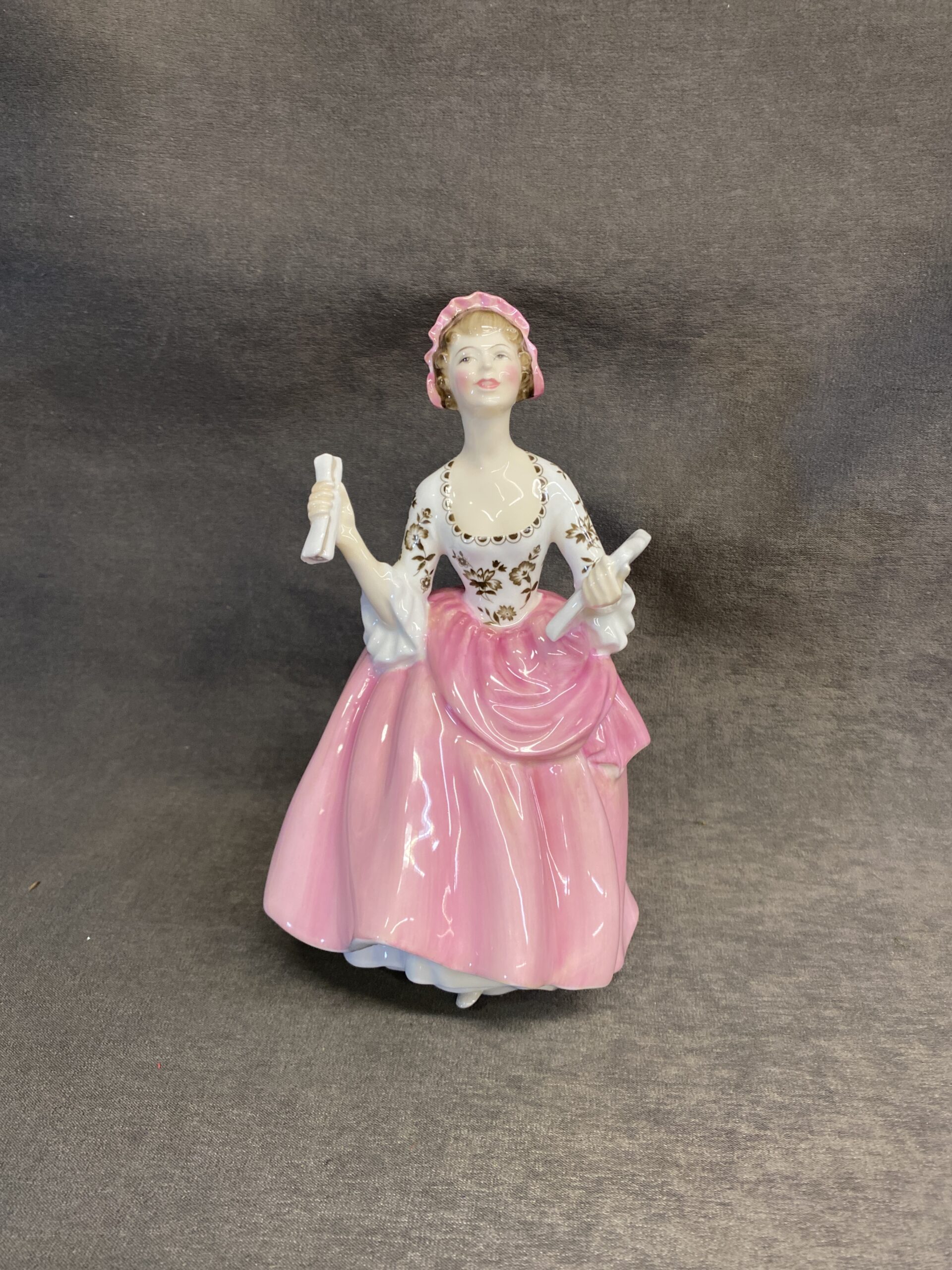 Royal Doulton Figurine – Ballad Seller