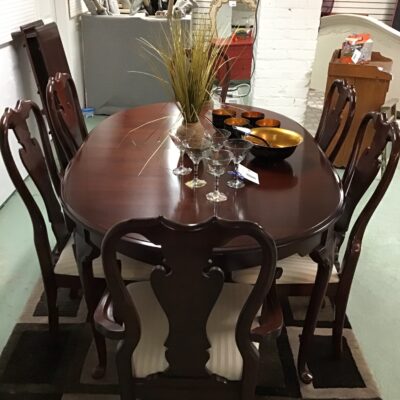 Sumter Cabinet Company Dining Set