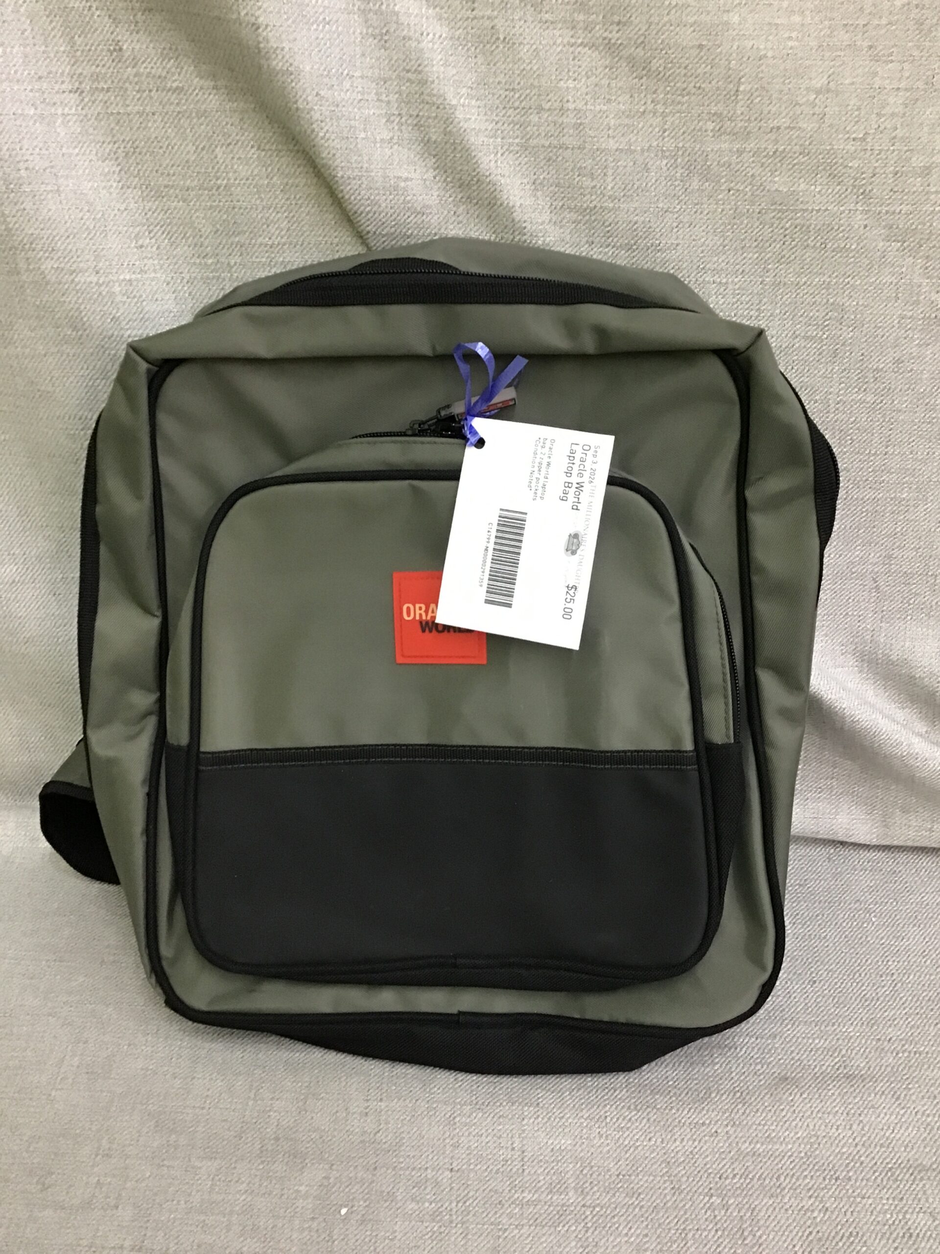 Oracle World Laptop Bag