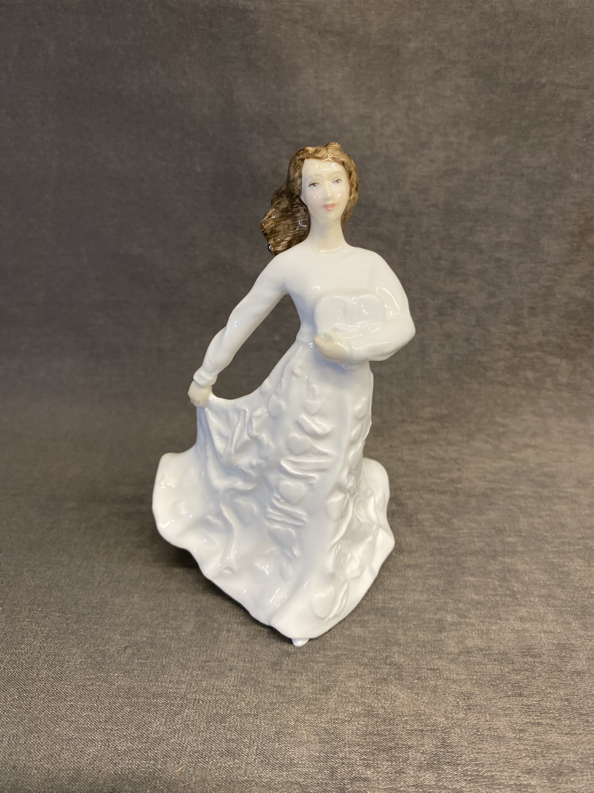 Royal Doulton Figurine – Loving Thoughts