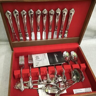 Oneida ‘Chateau’ Stainless Flatware for 10