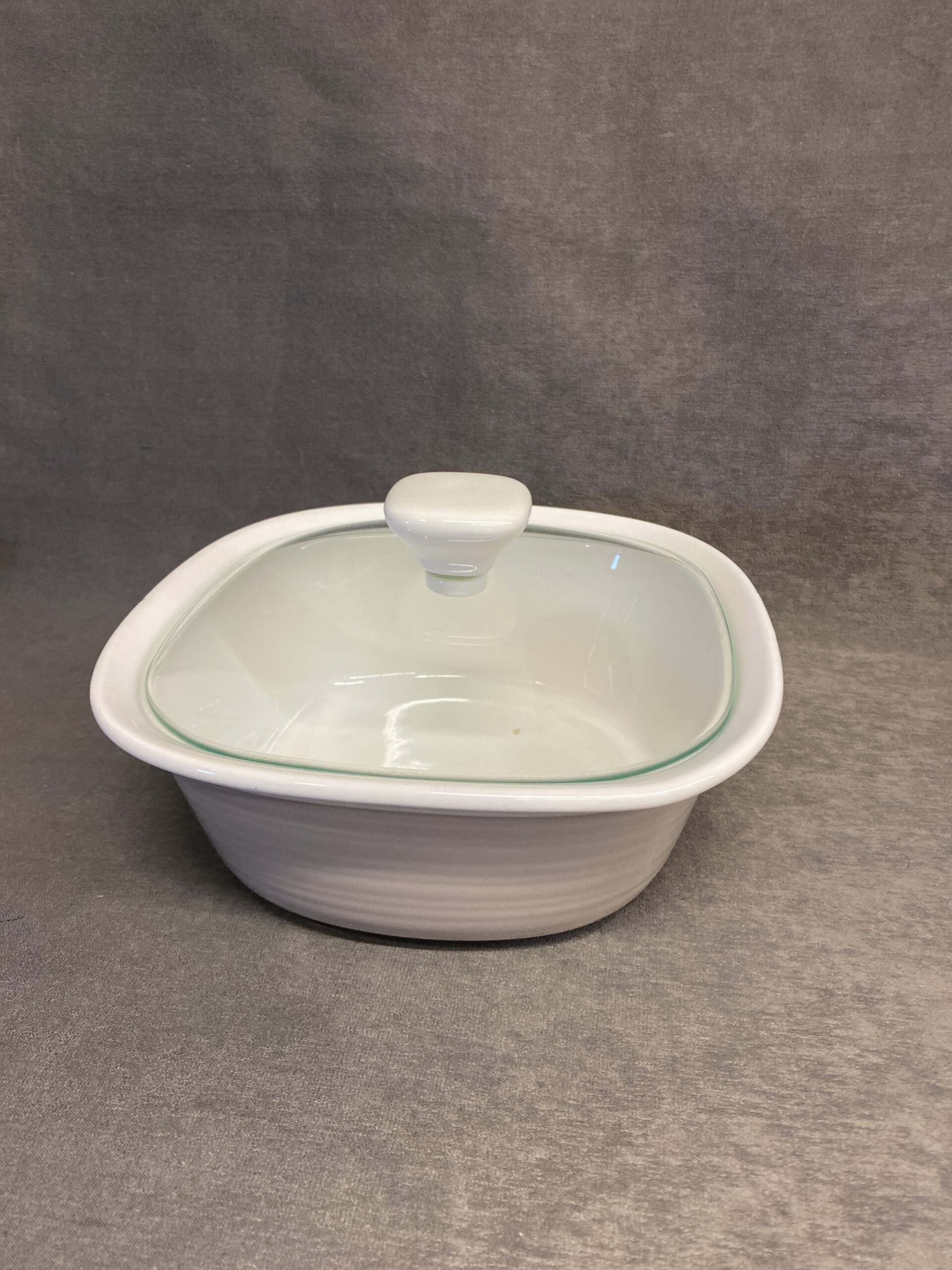 Corningware “Etch” Lidded Casserole