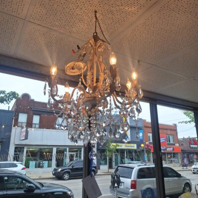Gorgeous Crystal Chandelier