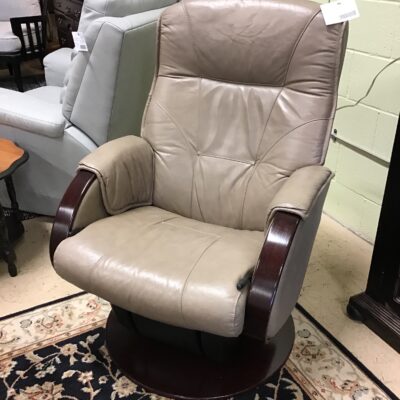 Dutailier Lounge Chair