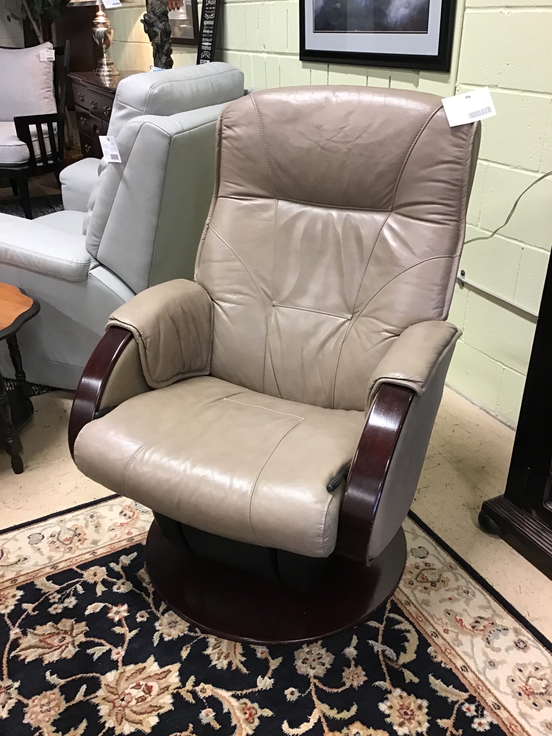 Dutailier Lounge Chair