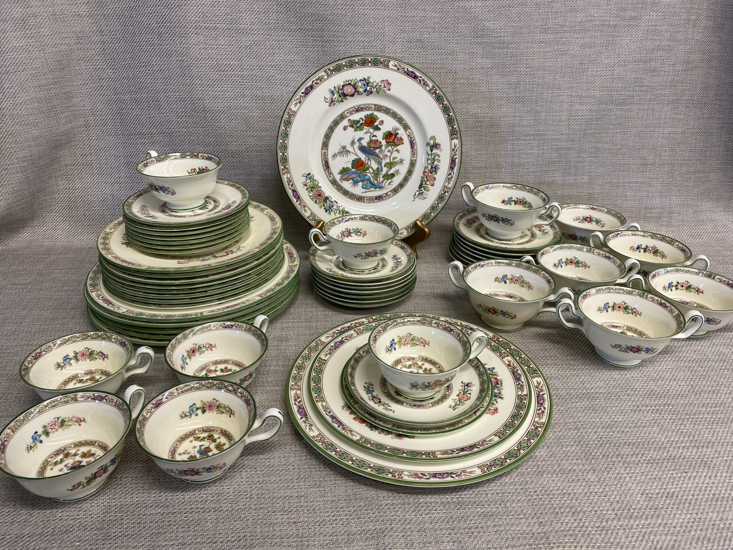 Wedgwood “Bideford” China – 7PC Setting For 7 +