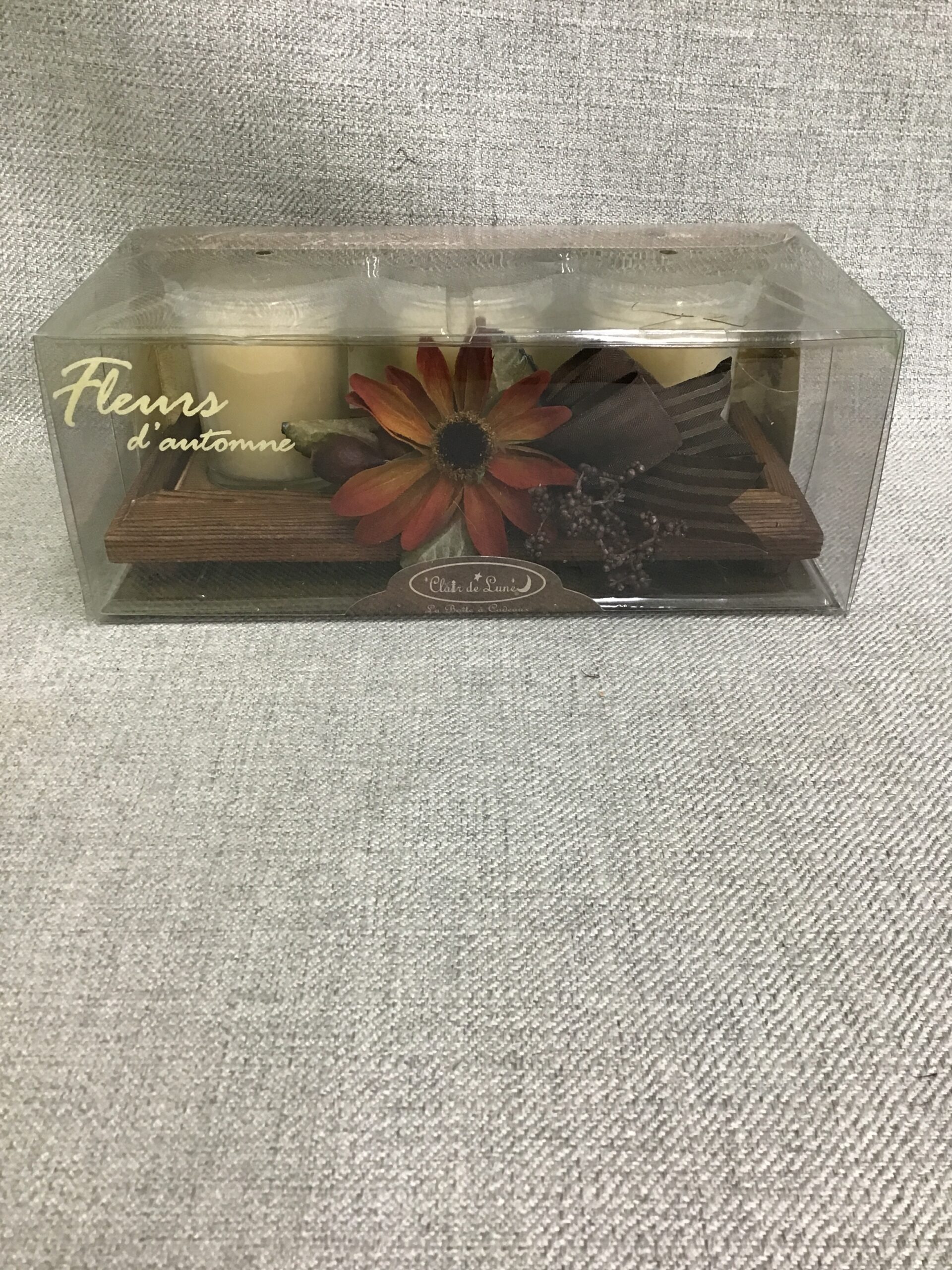 New! Fleurs D’Automne Tealight Candles
