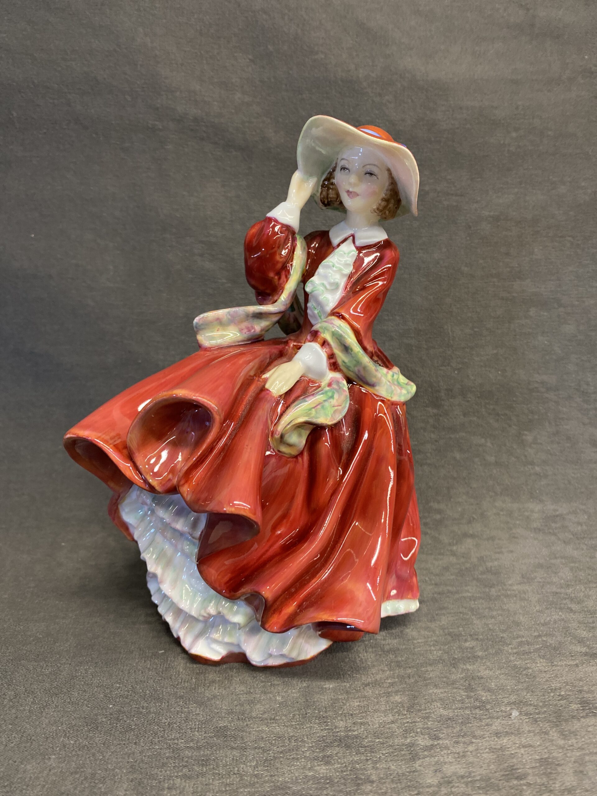 Royal Doulton Figurine – Top O’ The Hill