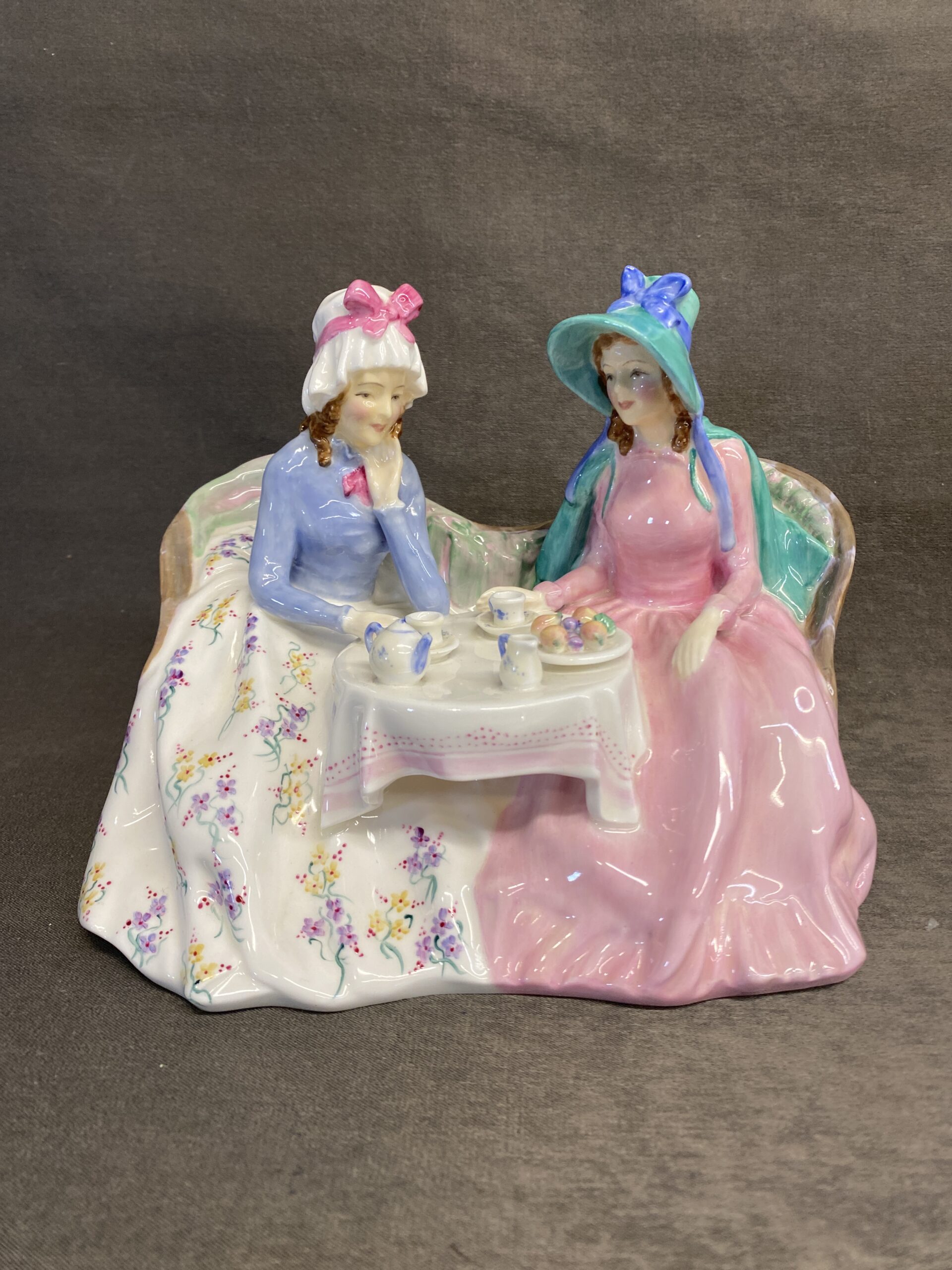 Royal Doulton Figurine – Afternoon Tea