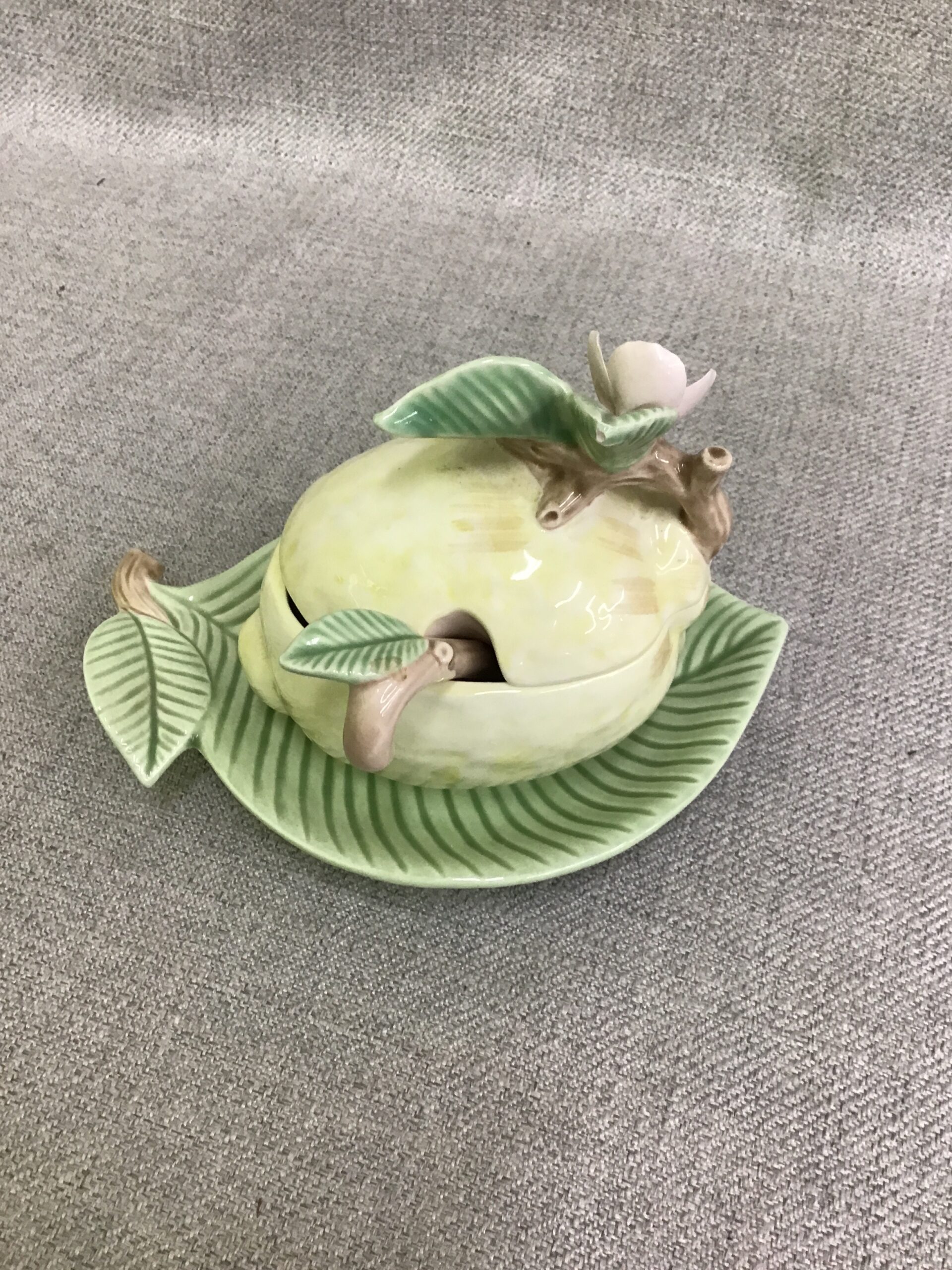 Fitz & Floyd ‘Orchard’ Lemon Jam Jar w Saucer