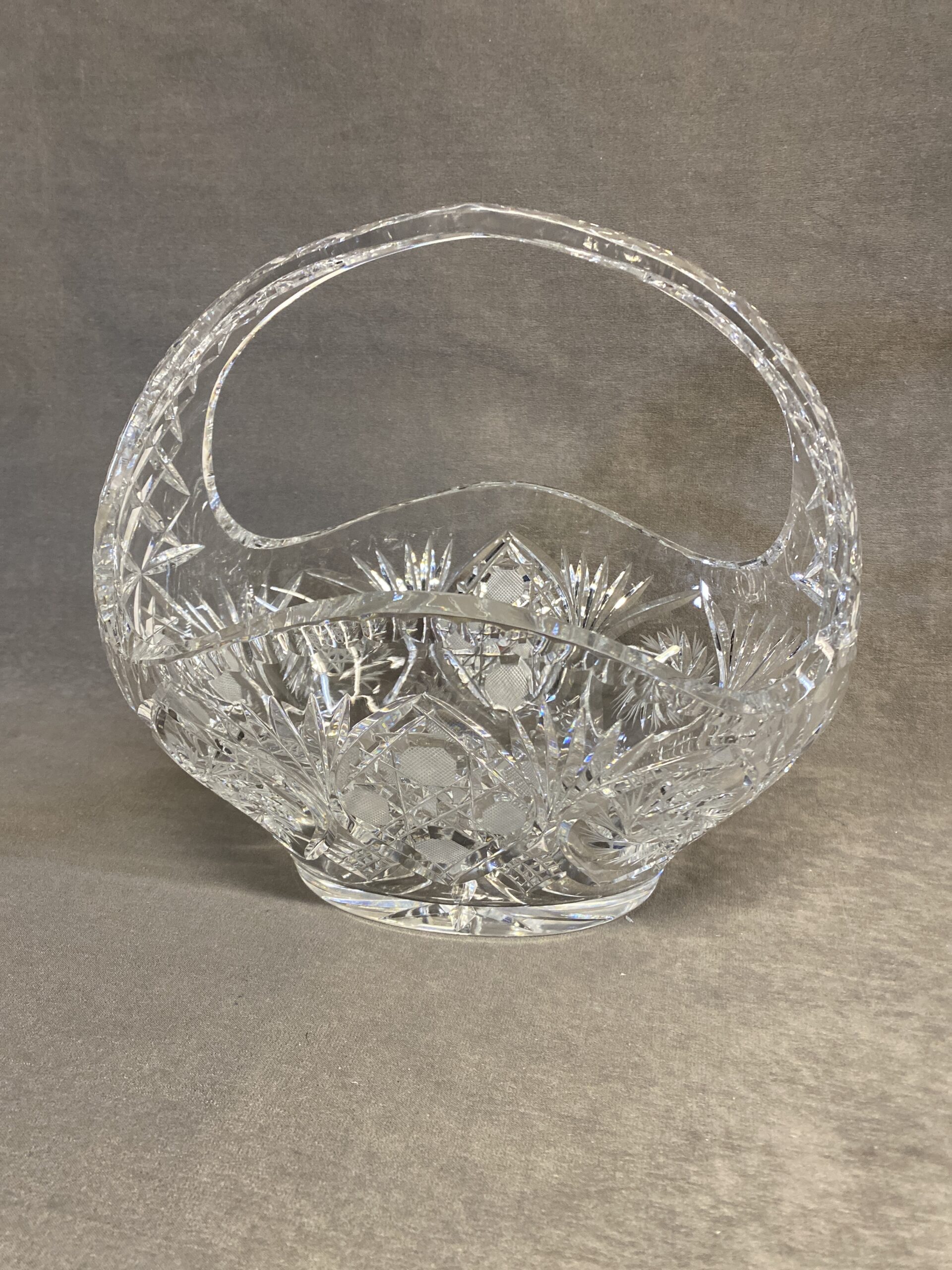 Pinwheel Crystal Basket