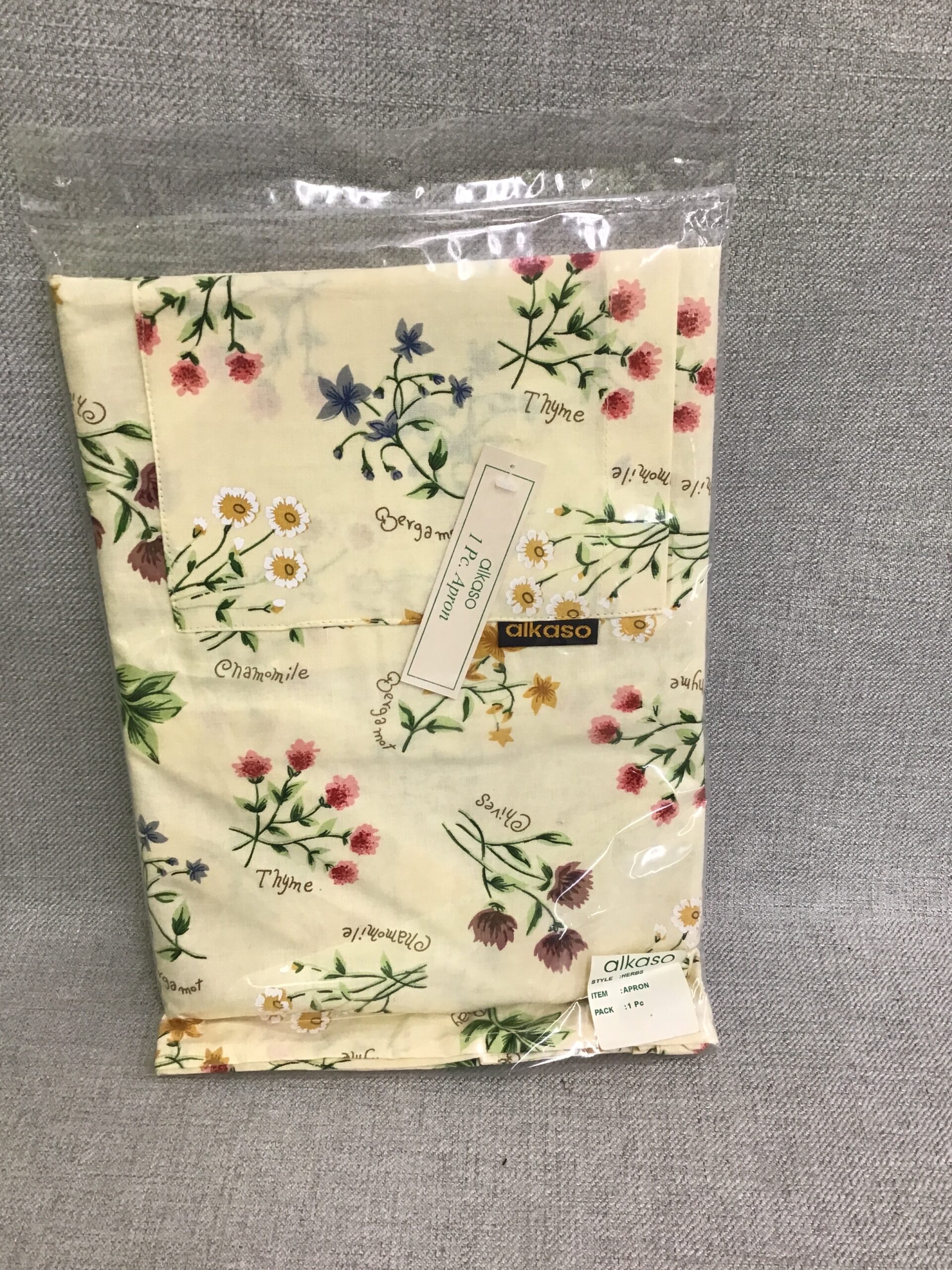 Vintage Aikaso Herbs Apron