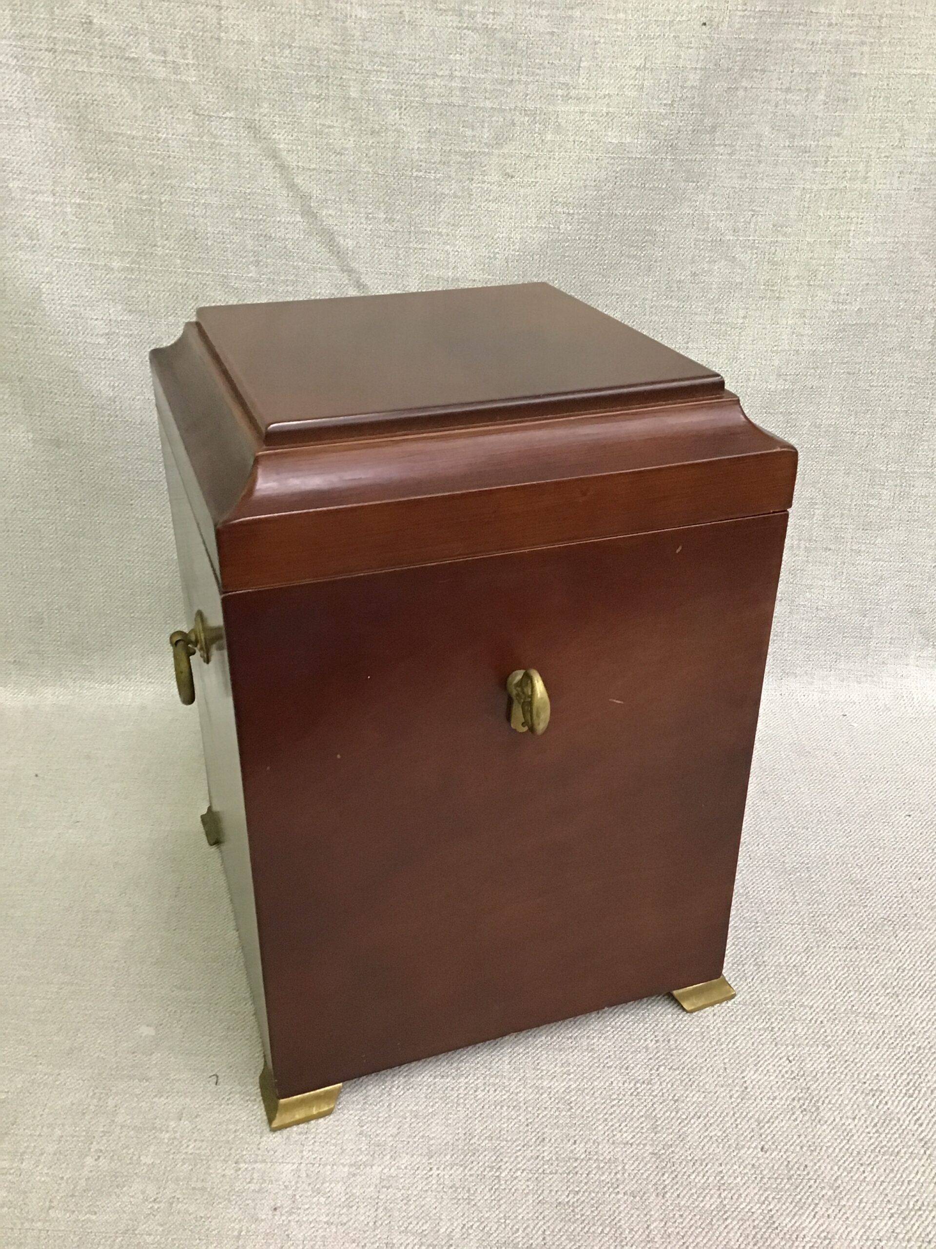 Bombay Co Liquor Box