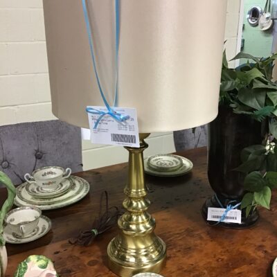 Metal Table Lamp – Brass Tone
