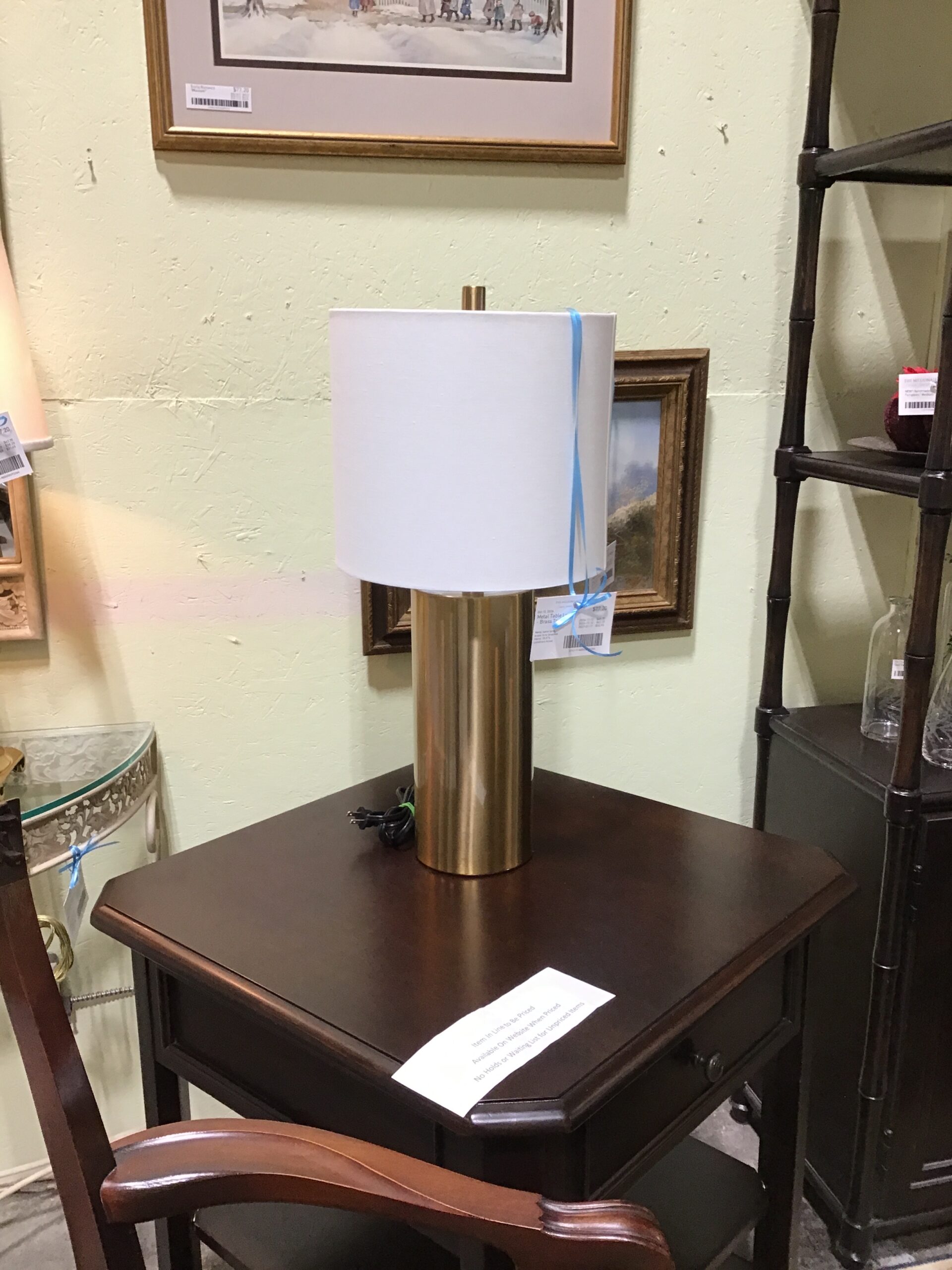 Metal Table Lamp – Brass Tone