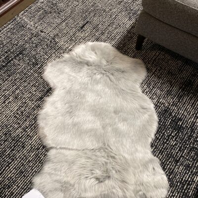 OUI Faux Sheepskin – Grey