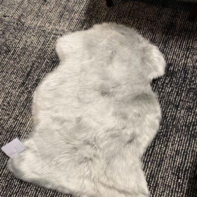 OUI Faux Sheepskin – Grey