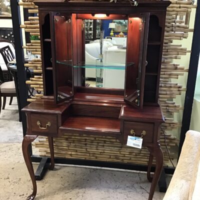 2PC Vanity Desk