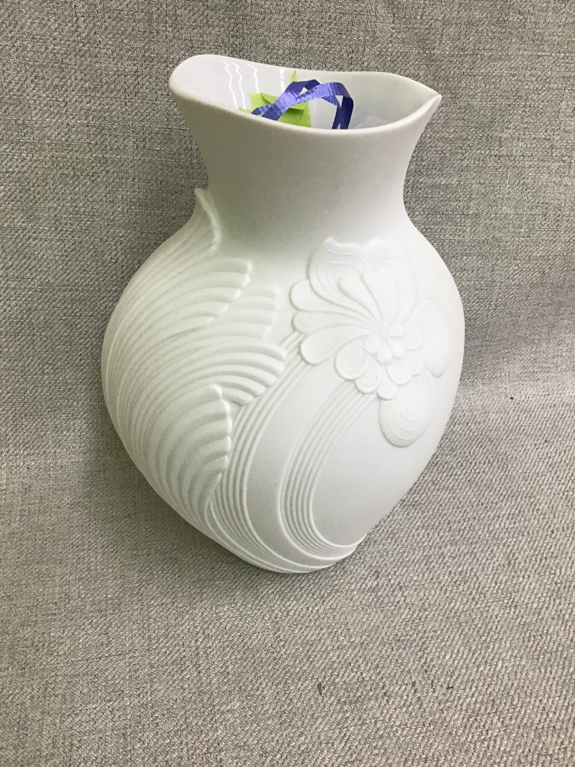 ‘739’ Vase by Kaiser