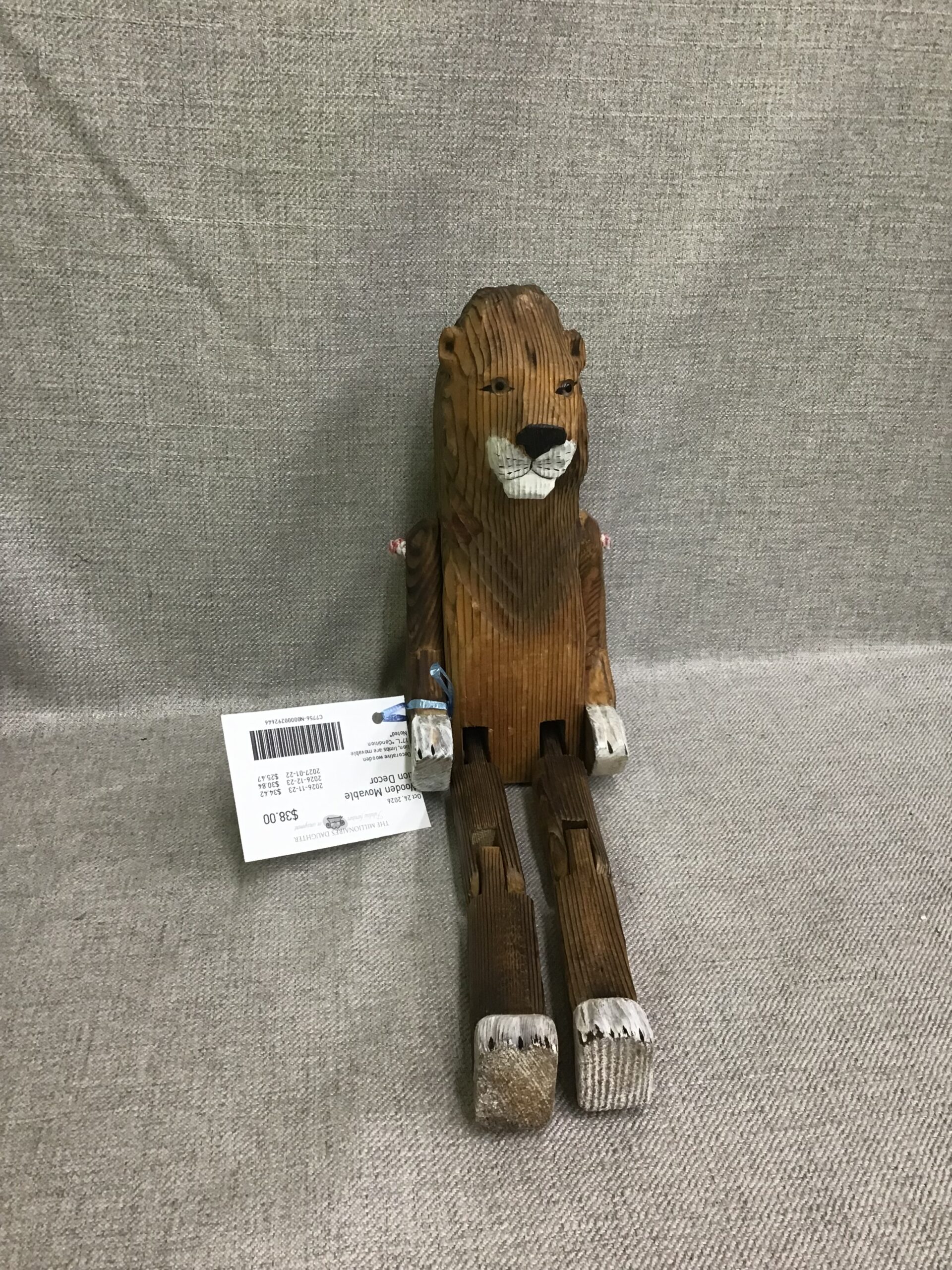 Wooden Movable Lion Decor