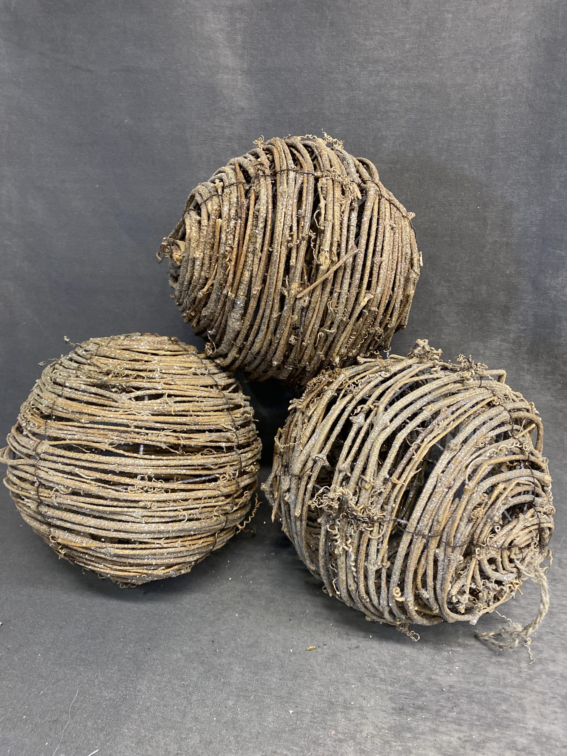3PC Holiday Glitter Vine Balls