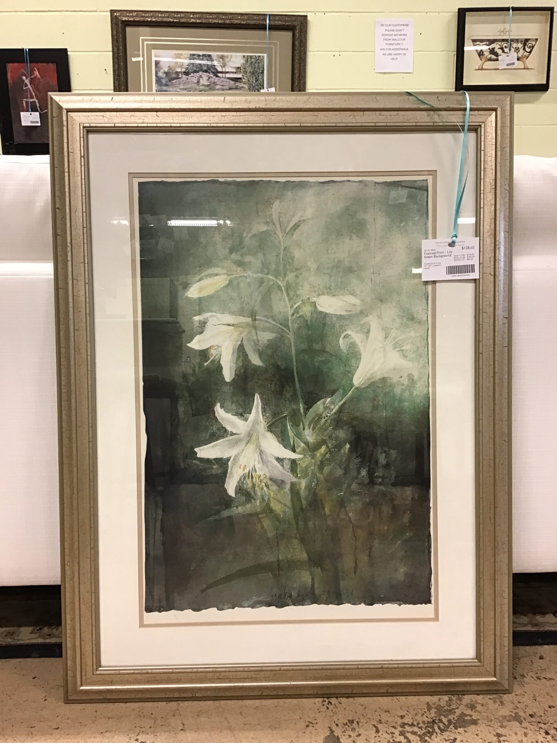 Framed Print – Lily Green Background