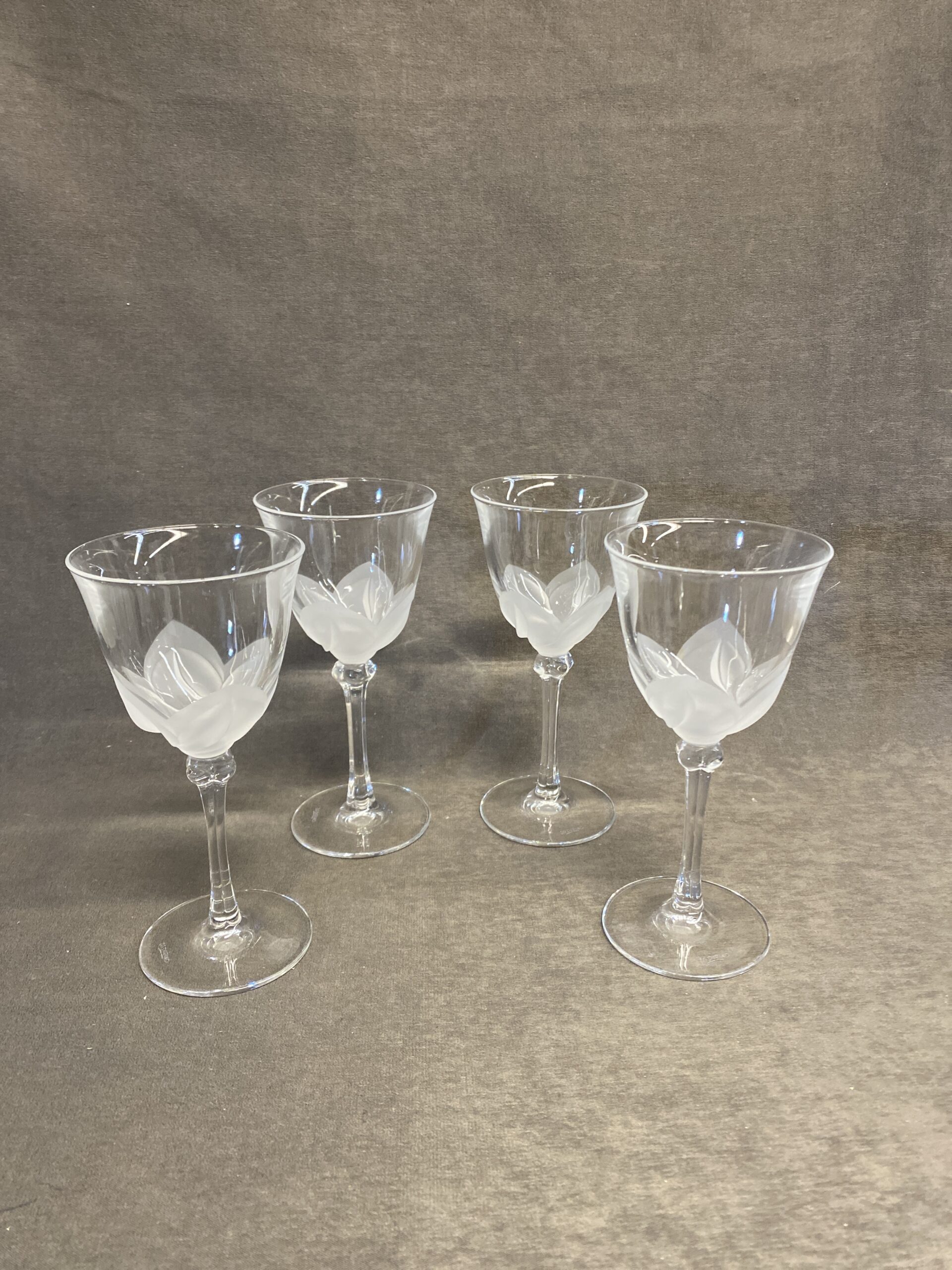 Set 4 Cristal D’Arques Wine Glasses