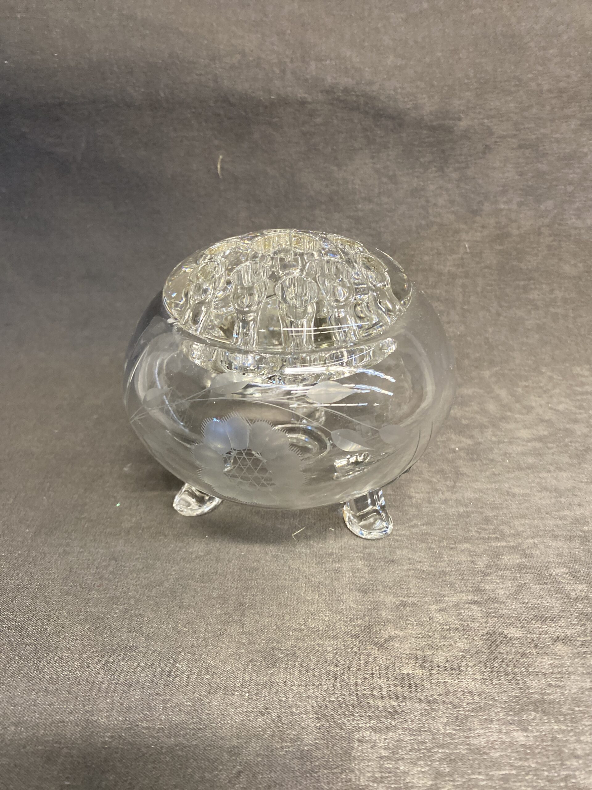 Hughes Cornflower Vase & Frog